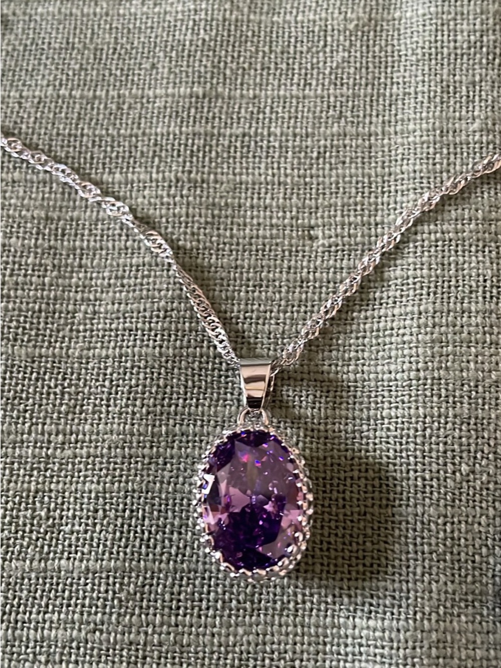 Sterling Silver jewelry set featuring Amethyst Stone & white crystals - Picture 2 of 11